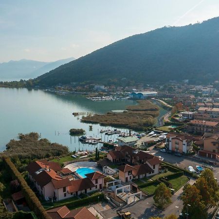 Appartamento Quarzo Blu Paratico Esterno foto
